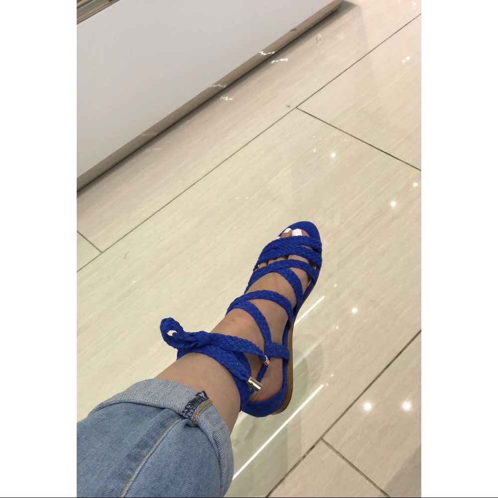 Vince Camuto Faith Sandal Cobalt Blue suede size 6 with duster